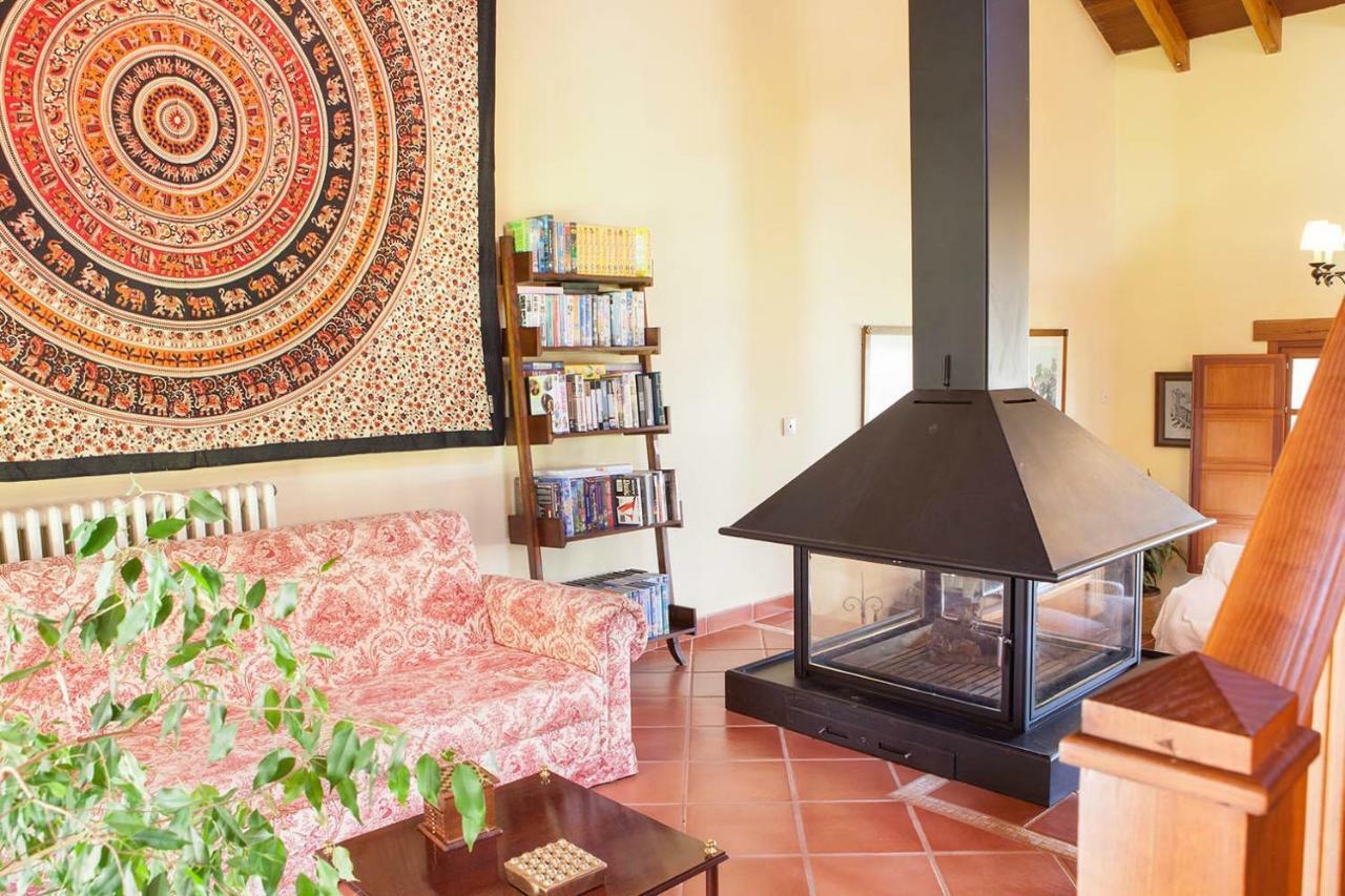 Casa Roble Guest House Almenara de Tormes Екстериор снимка
