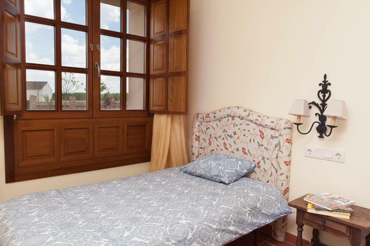 Casa Roble Guest House Almenara de Tormes Екстериор снимка